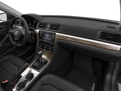 2018 Volkswagen Passat 2.0T SE