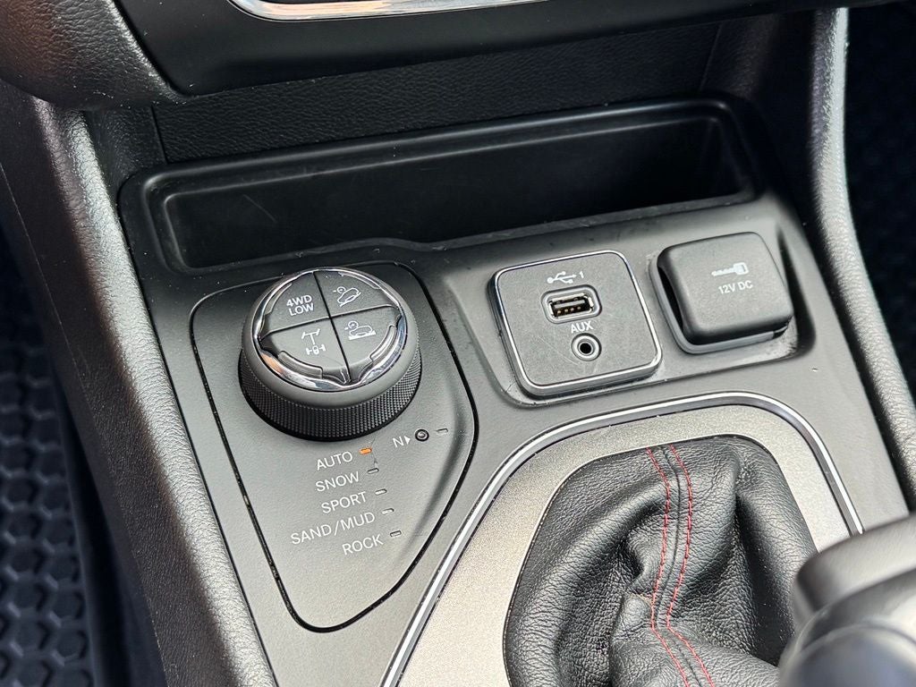 2020 Jeep Cherokee Trailhawk