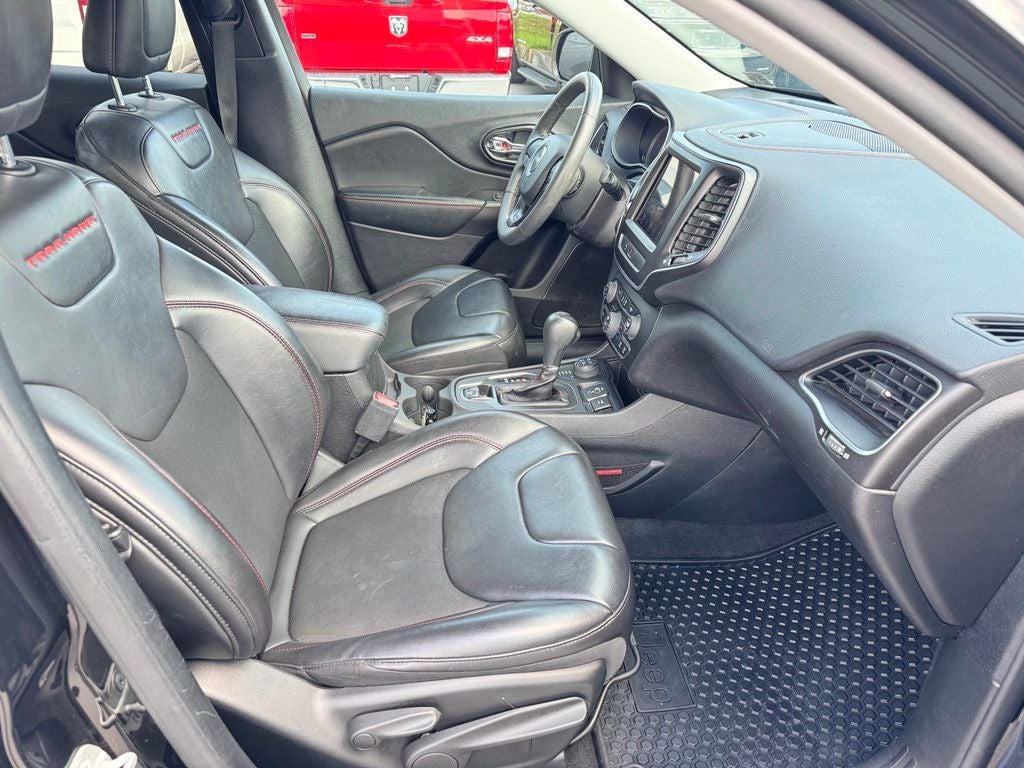 2020 Jeep Cherokee Trailhawk