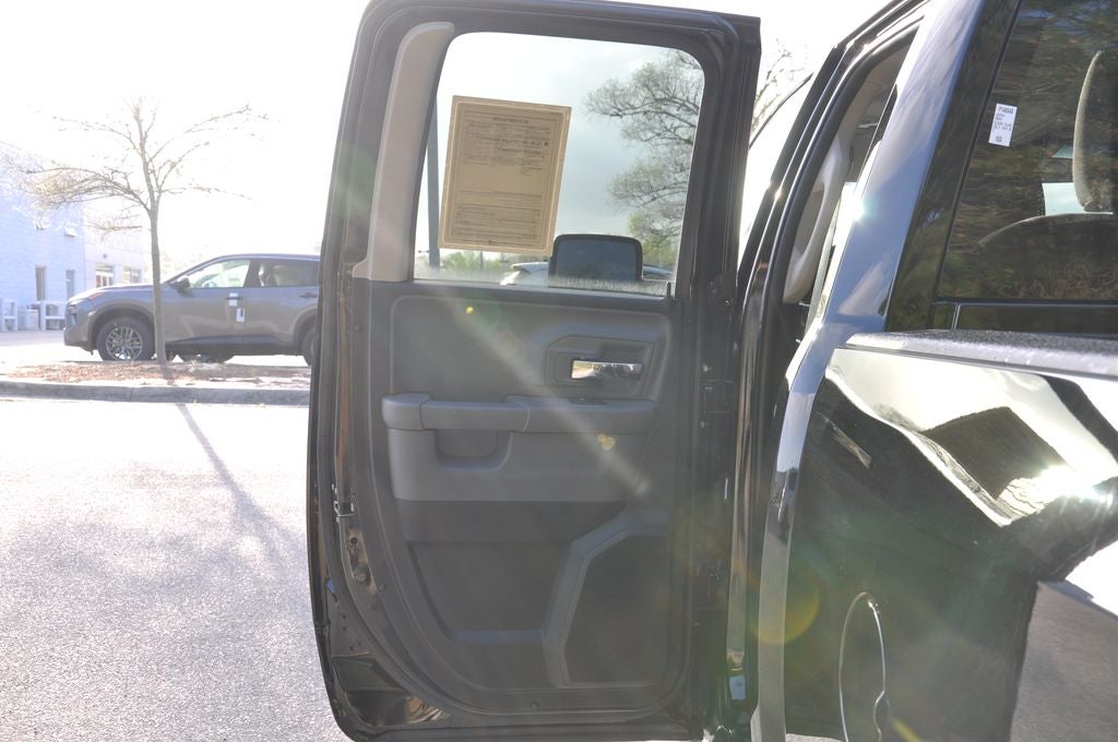 2024 RAM 1500 Classic SLT