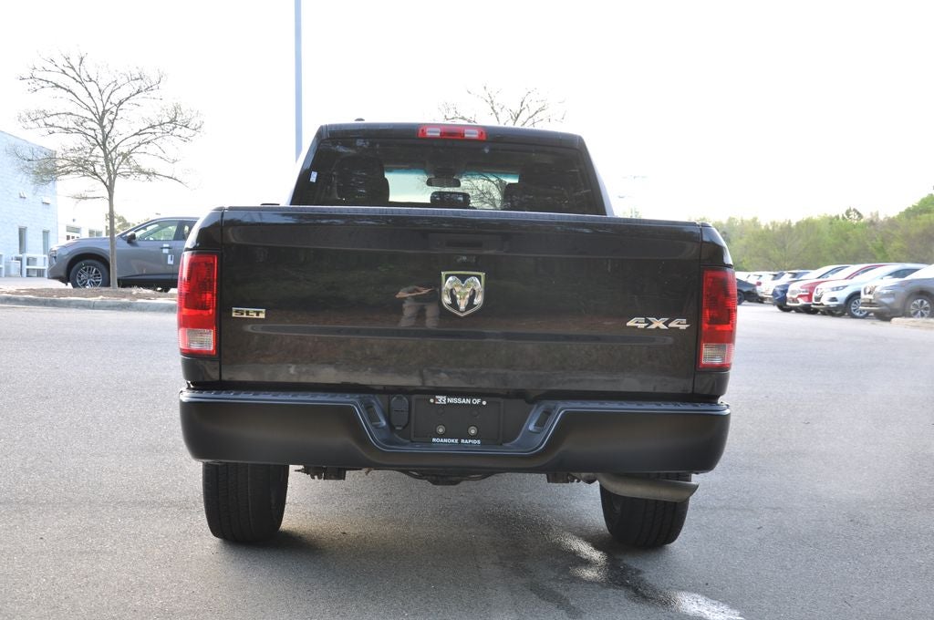2024 RAM 1500 Classic SLT