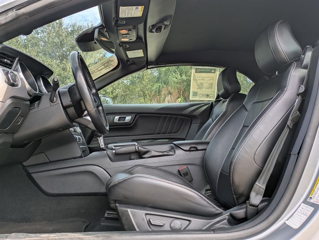 2022 Ford Mustang EcoBoost Premium