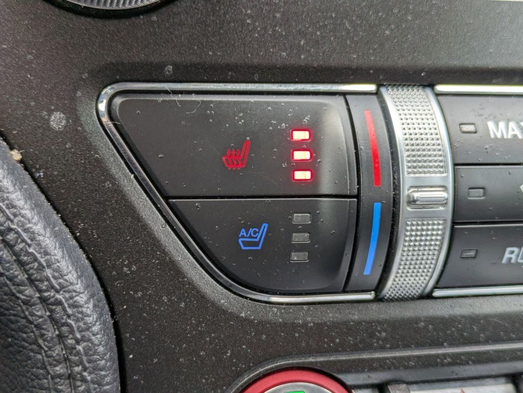 2022 Ford Mustang EcoBoost Premium