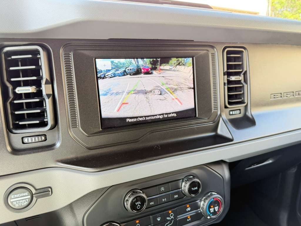 2021 Ford Bronco Base