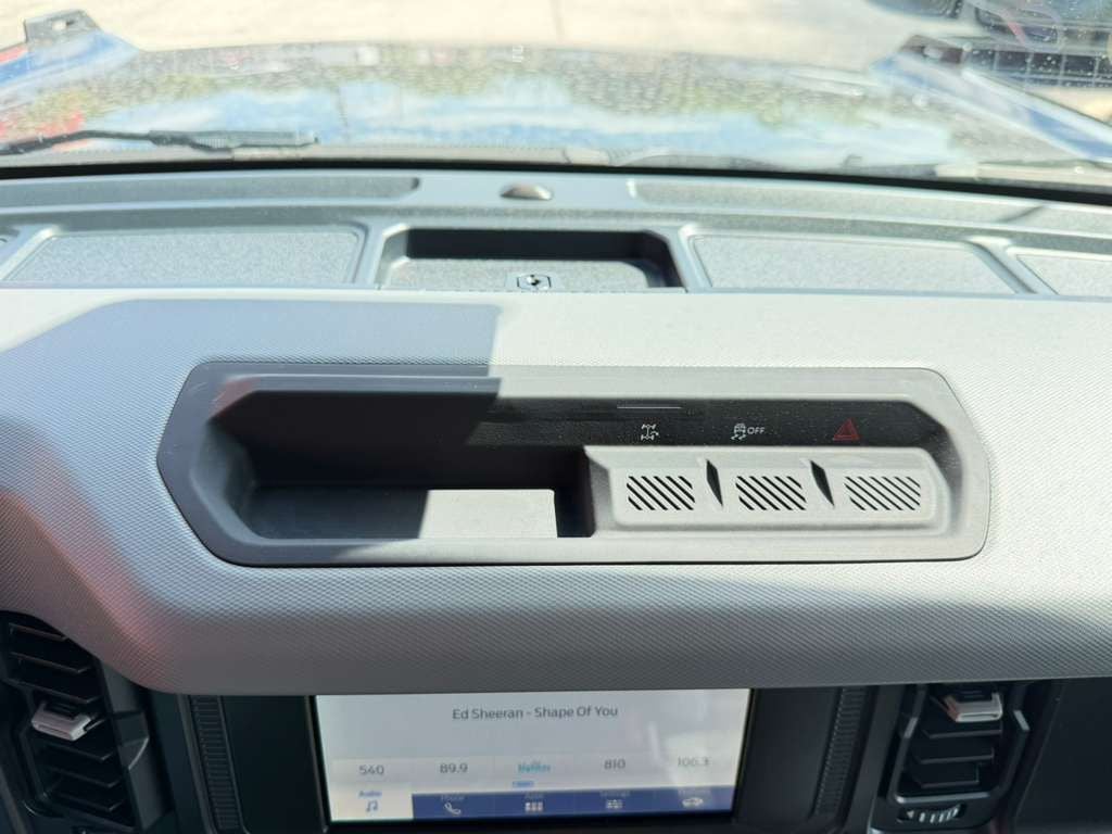 2021 Ford Bronco Base
