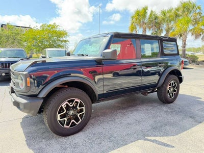 2021 Ford Bronco Base