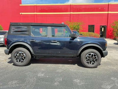 2021 Ford Bronco Base