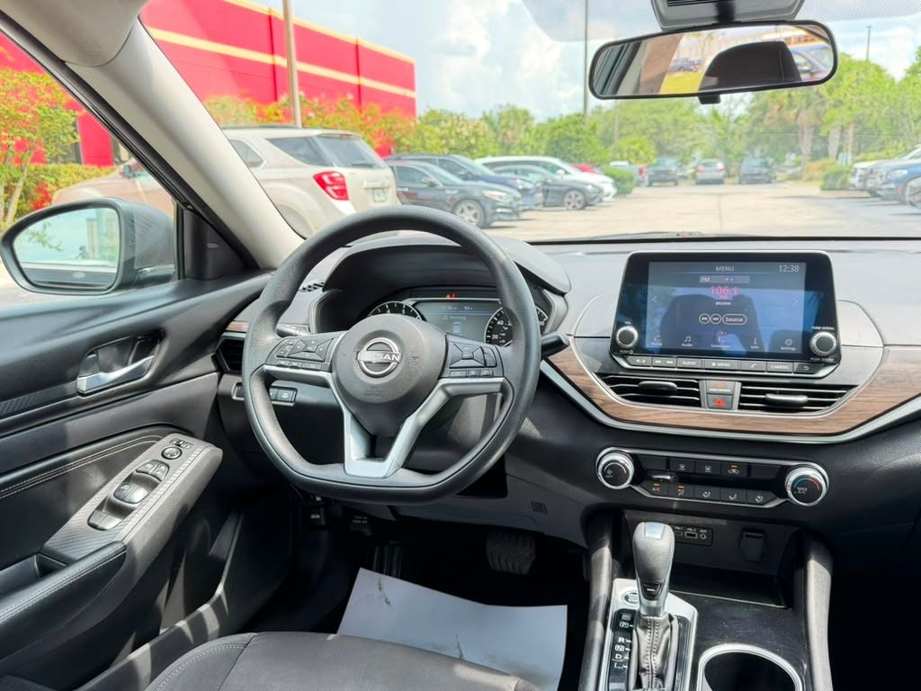 2024 Nissan Altima 2.5 SV