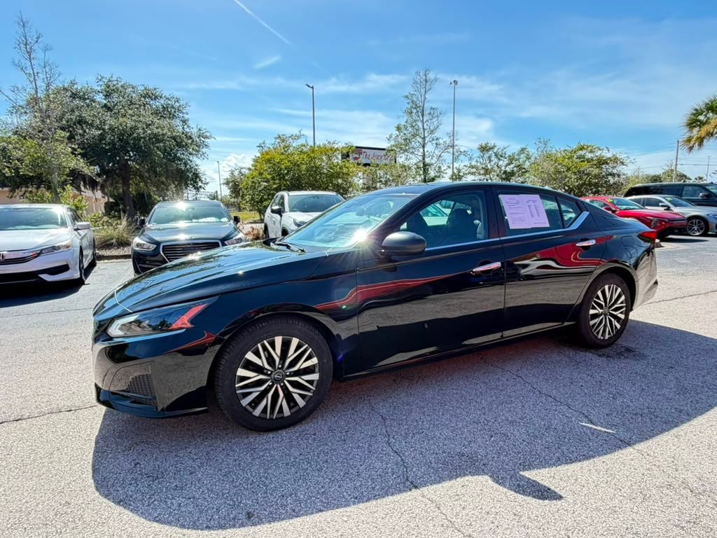2025 Nissan Altima 2.5 SV