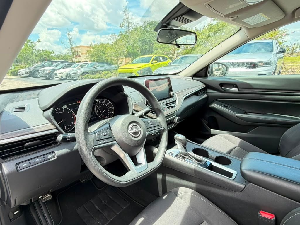 2025 Nissan Altima 2.5 SV