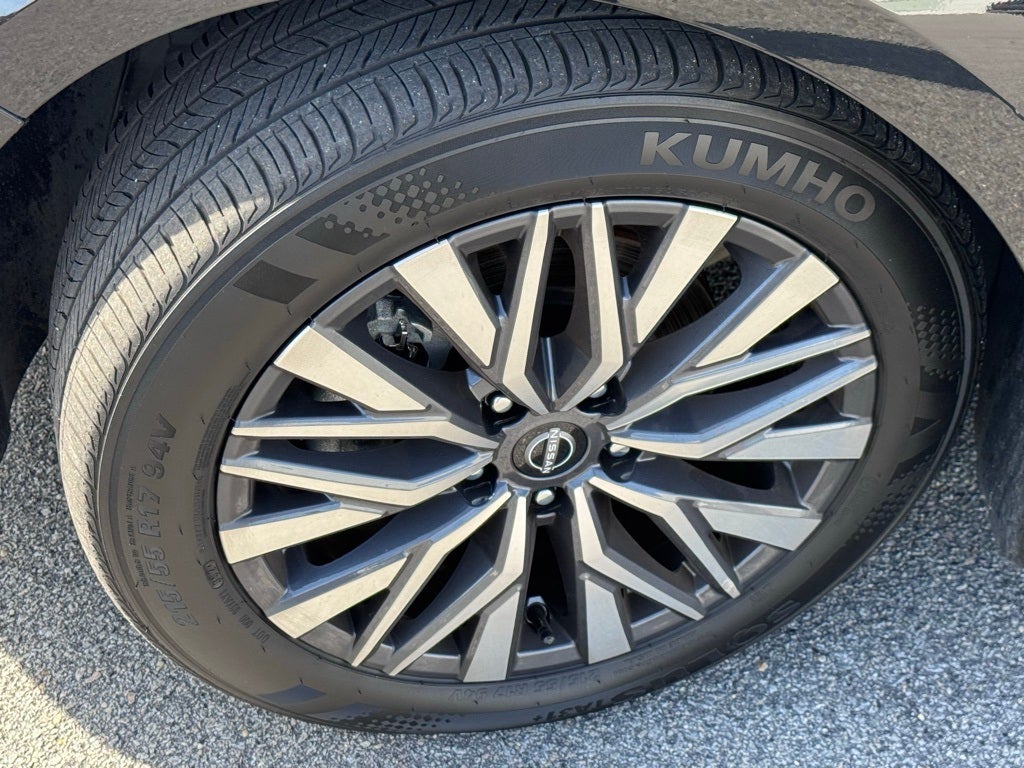 2025 Nissan Altima 2.5 SV