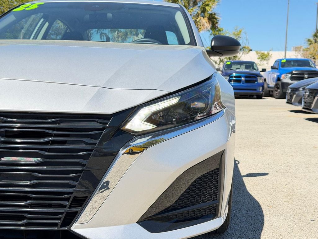 2025 Nissan Altima 2.5 SV
