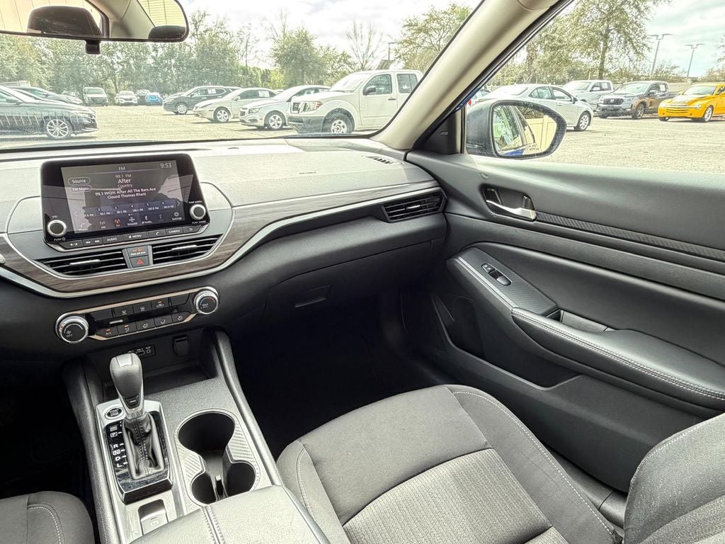 2025 Nissan Altima 2.5 SV