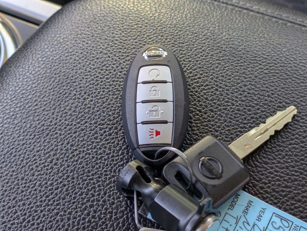 2021 Nissan Titan SV