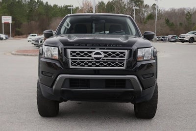 2022 Nissan Frontier SV