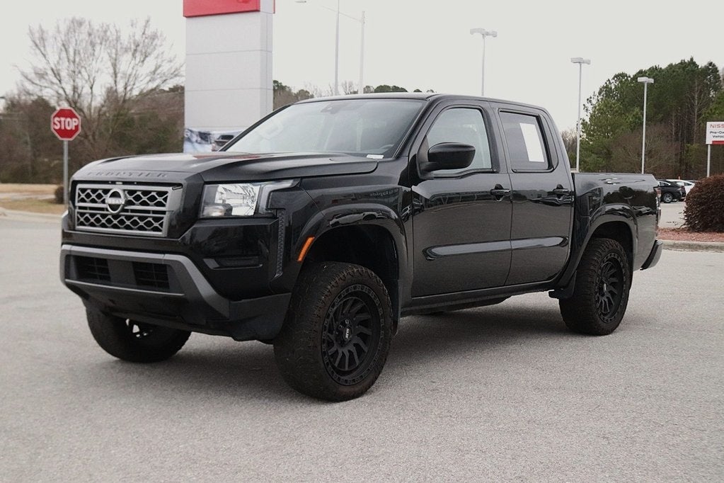 2022 Nissan Frontier SV