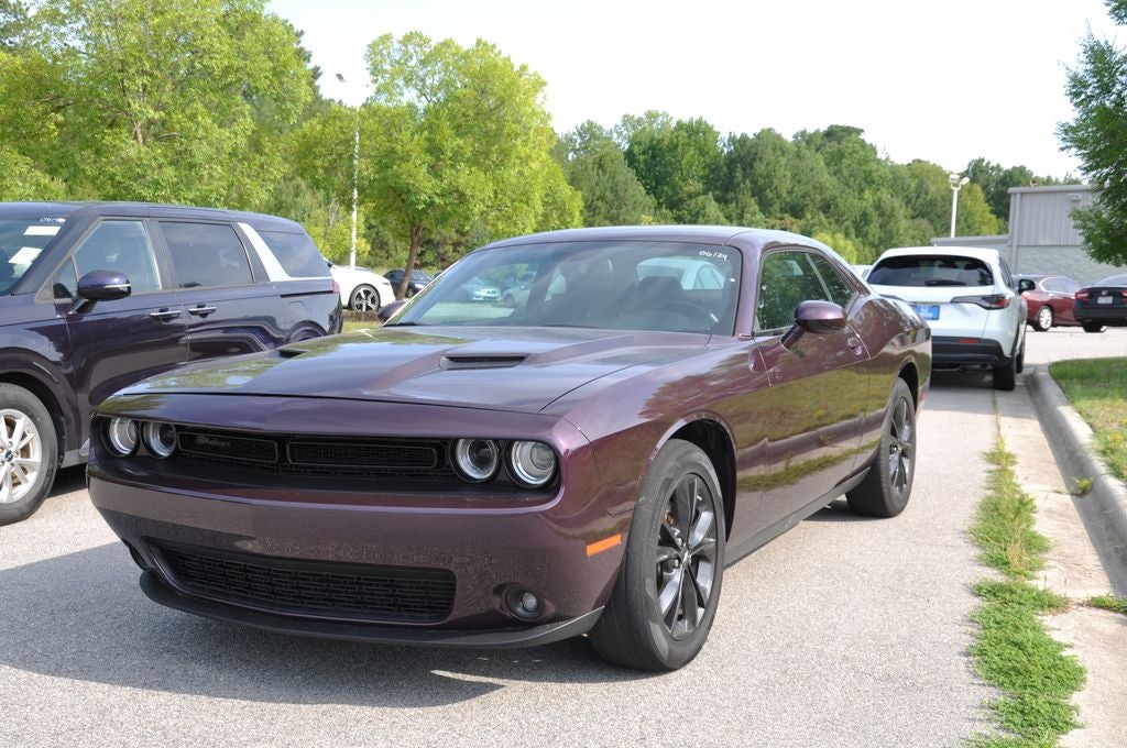 2022 Dodge Challenger SXT