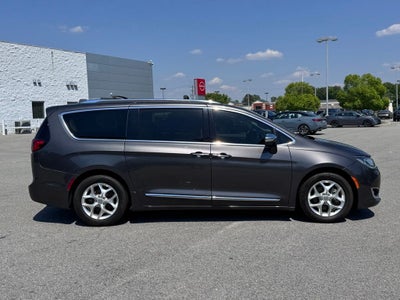 2020 Chrysler Pacifica Limited