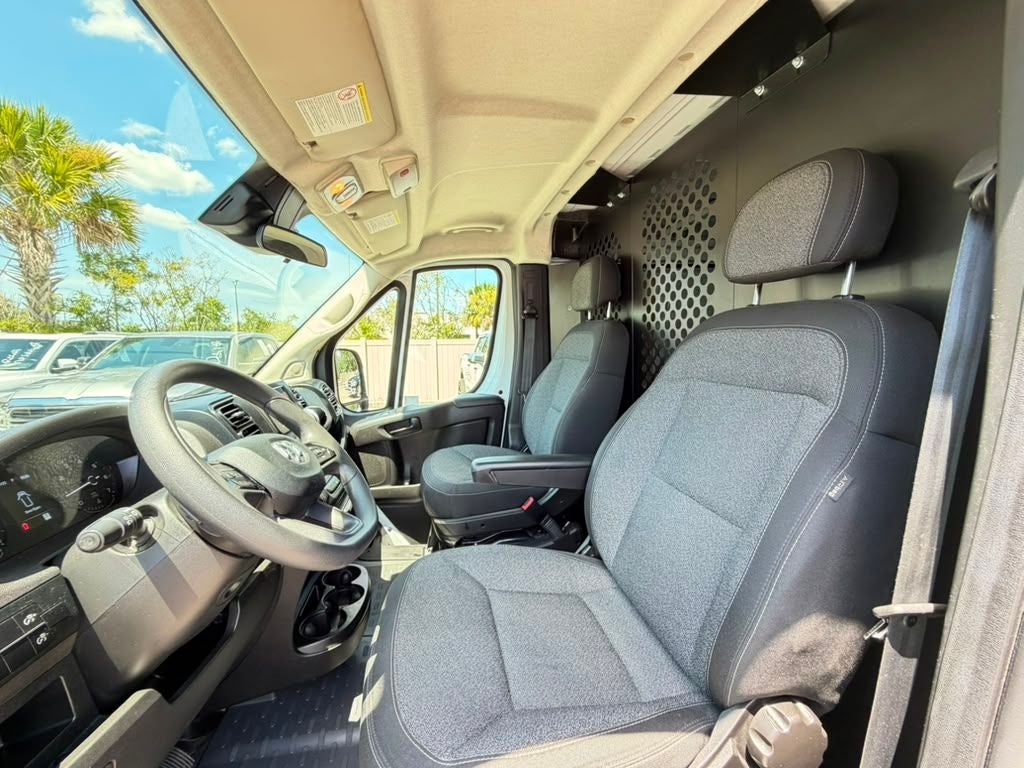 2025 RAM ProMaster 2500 Base