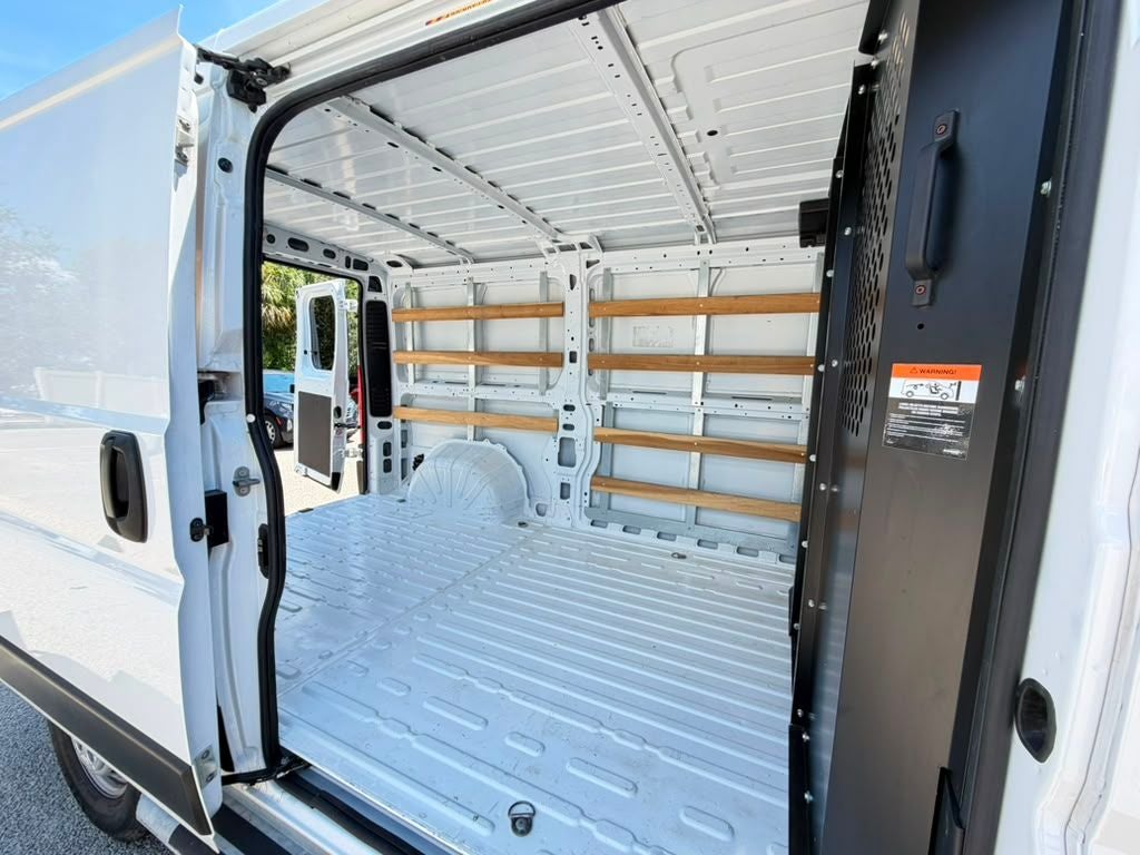 2025 RAM ProMaster 2500 Base