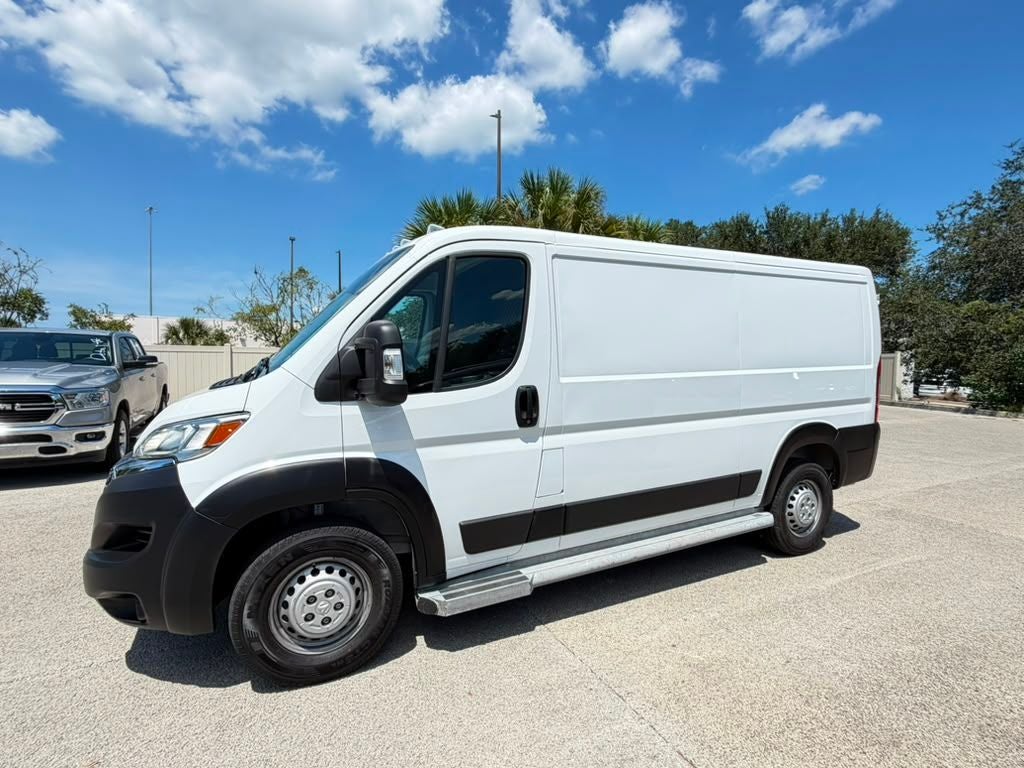 2025 RAM ProMaster 2500 Base