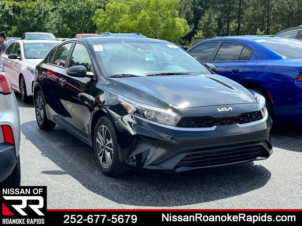 2023 Kia Forte LXS AT's photo