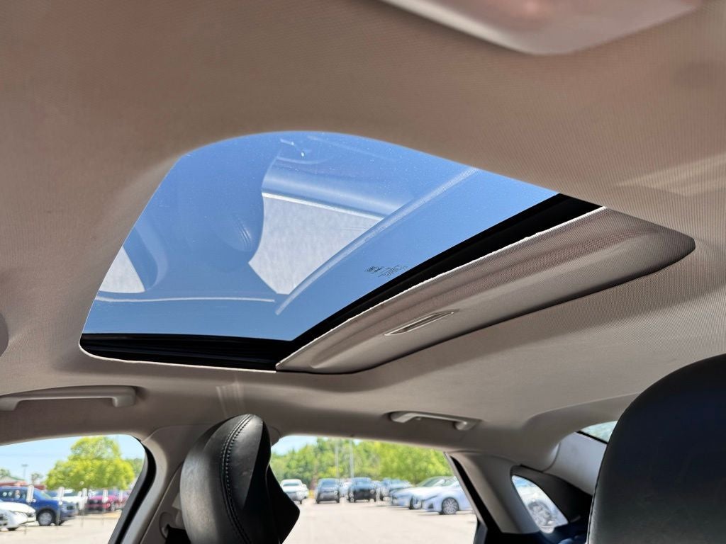 2015 Lincoln MKZ Base