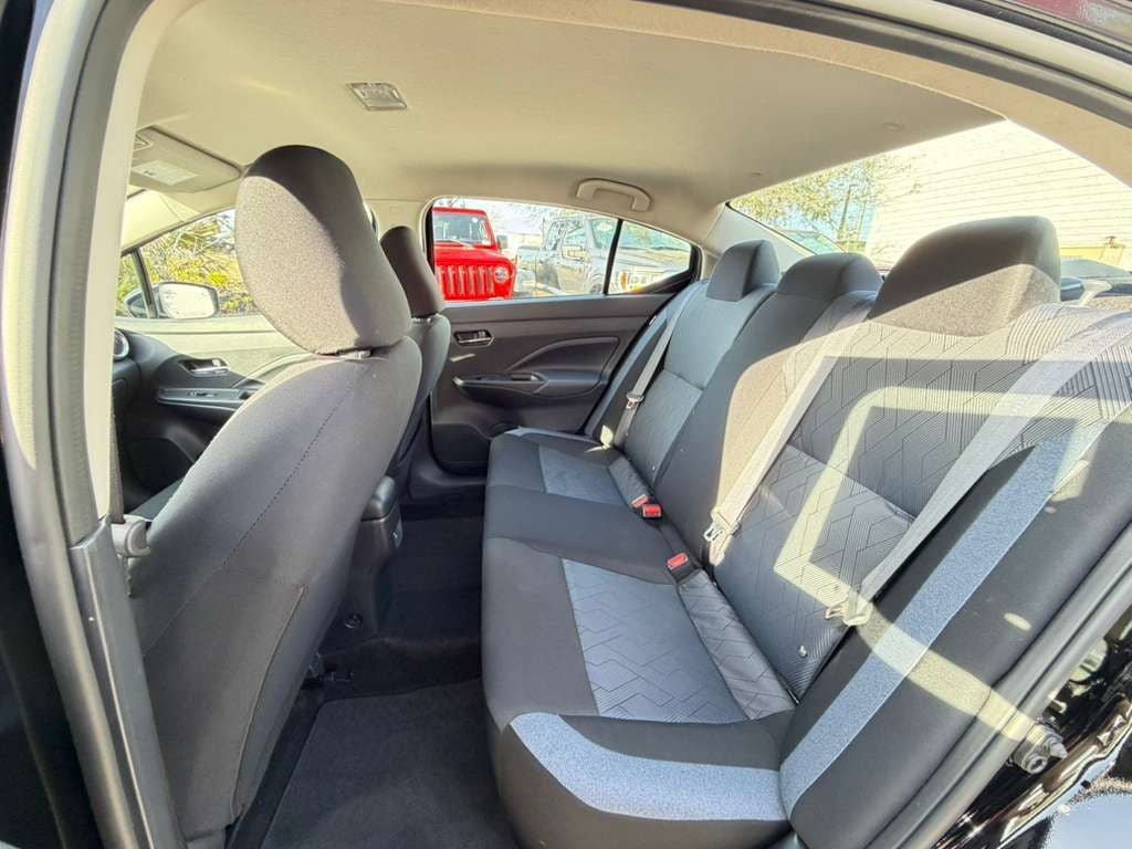 2025 Nissan Versa 1.6 SV