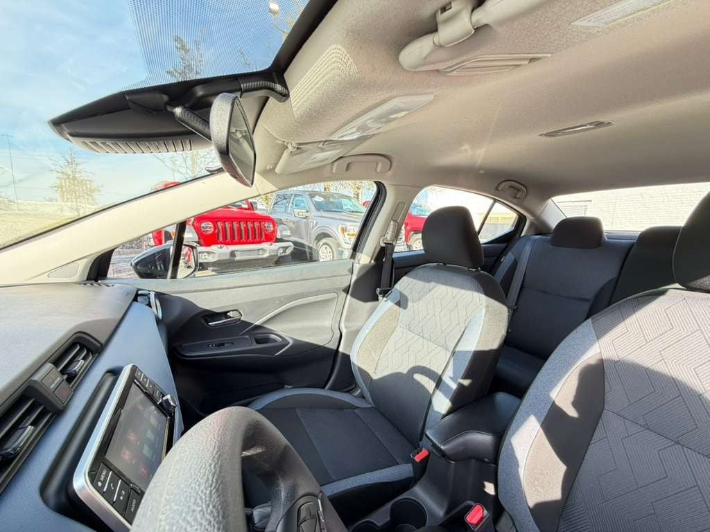 2025 Nissan Versa 1.6 SV