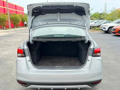 2025 Nissan Versa 1.6 SV
