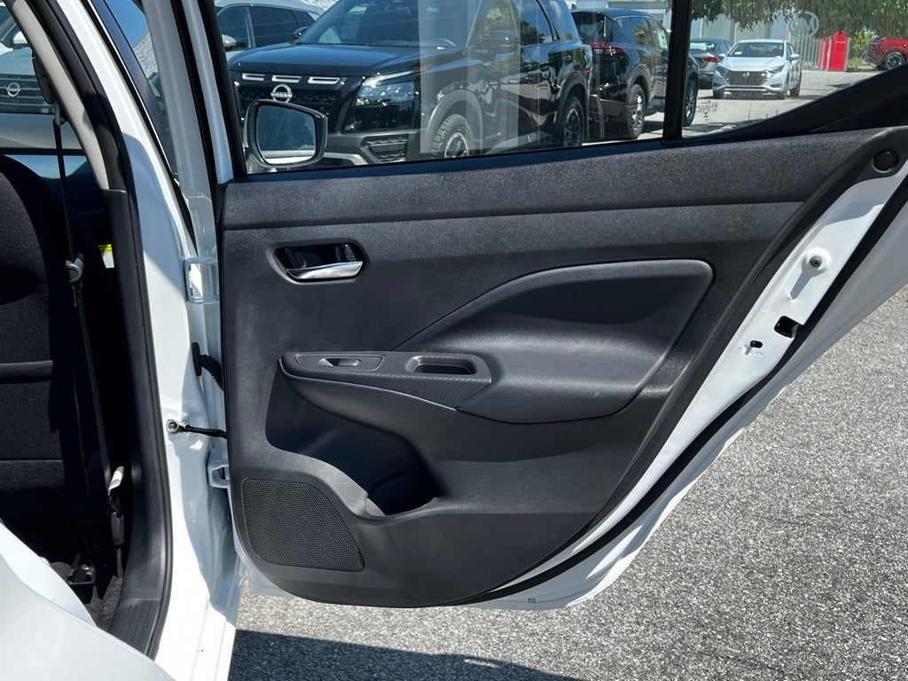 2025 Nissan Versa 1.6 SV