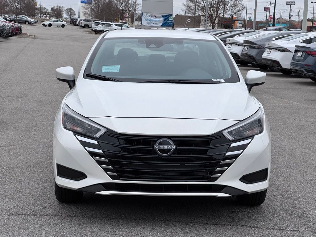 2025 Nissan Versa 1.6 SV