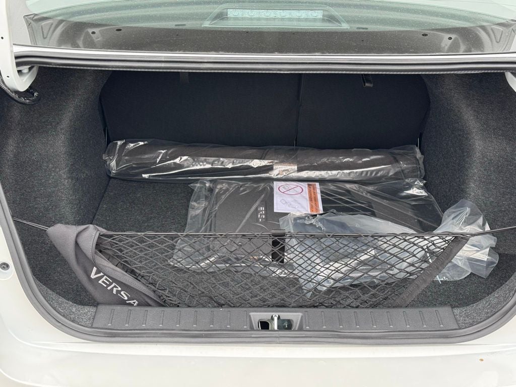 2025 Nissan Versa 1.6 SV