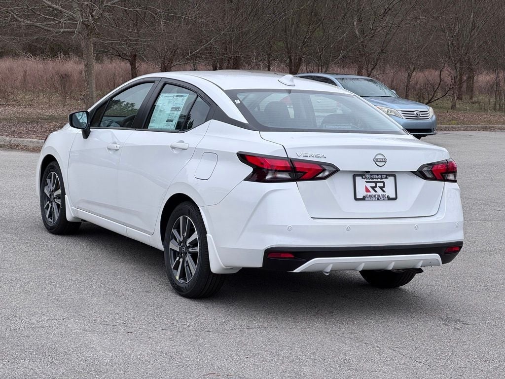 2025 Nissan Versa 1.6 SV
