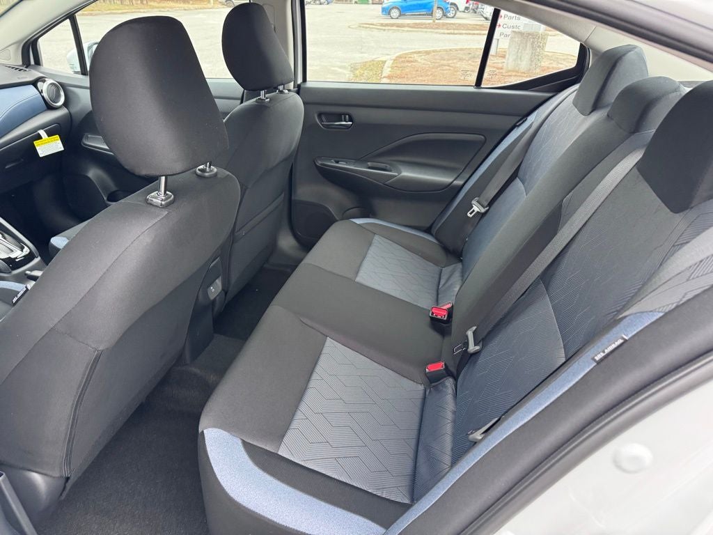 2025 Nissan Versa 1.6 SV