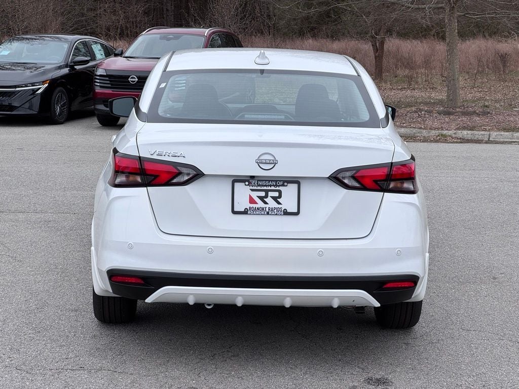 2025 Nissan Versa 1.6 SV