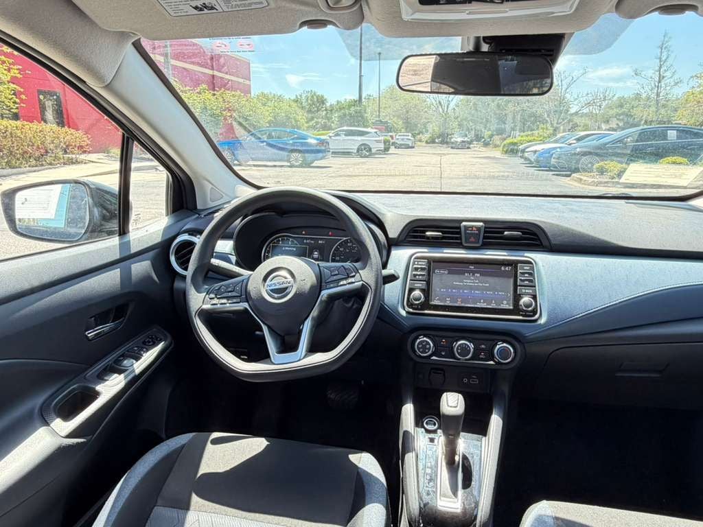 2025 Nissan Versa 1.6 SV