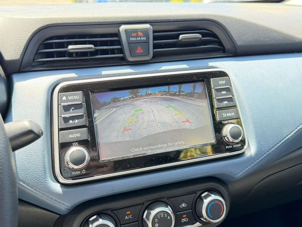 2025 Nissan Versa 1.6 SV