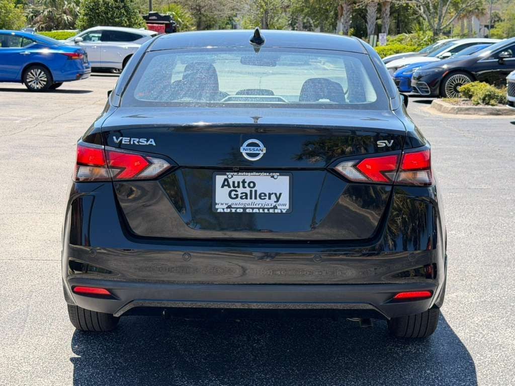 2025 Nissan Versa 1.6 SV