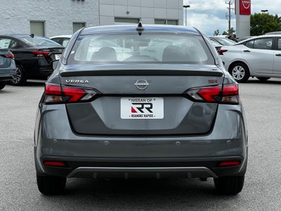 2025 Nissan Versa 1.6 SR