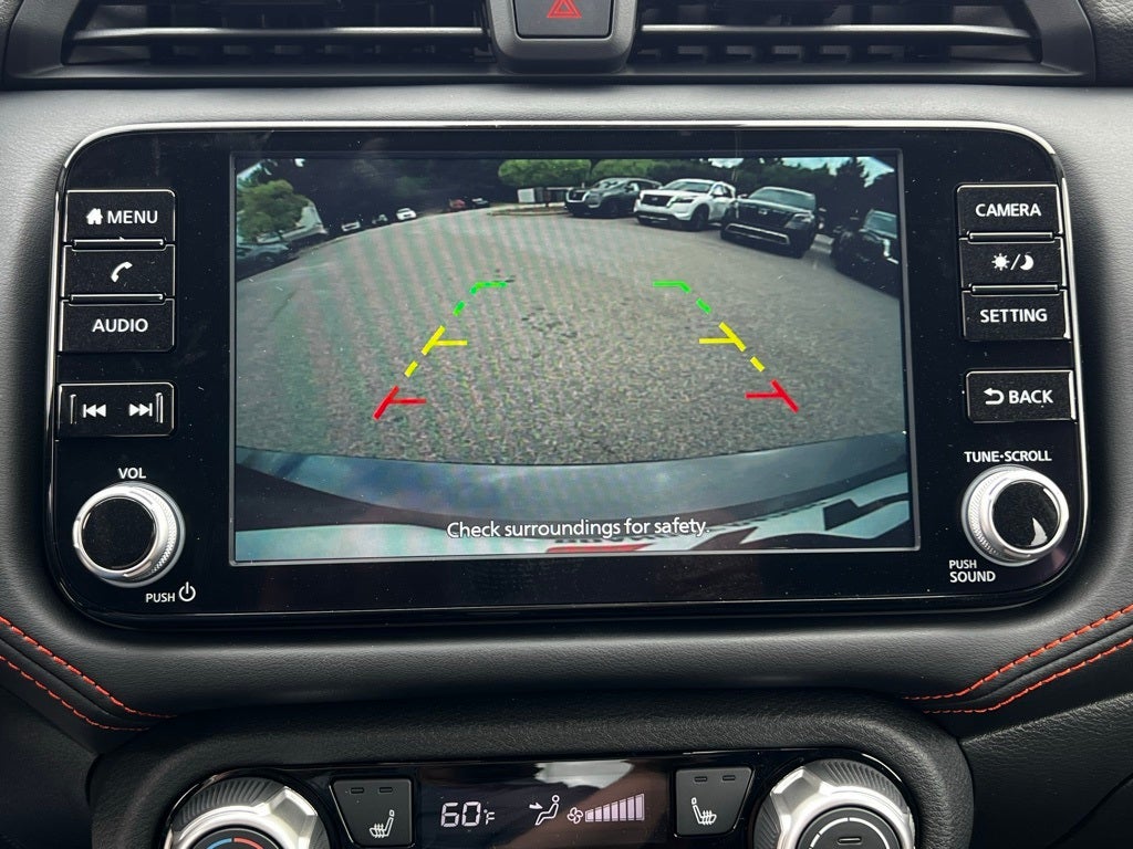 2025 Nissan Versa 1.6 SR