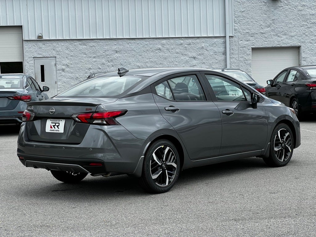 2025 Nissan Versa 1.6 SR