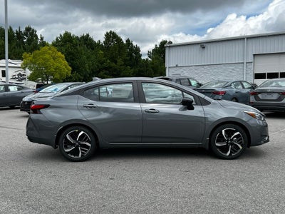 2025 Nissan Versa 1.6 SR