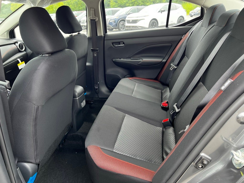 2025 Nissan Versa 1.6 SR