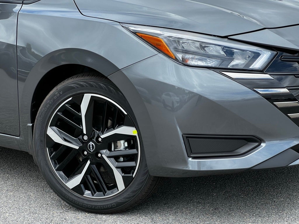 2025 Nissan Versa 1.6 SR