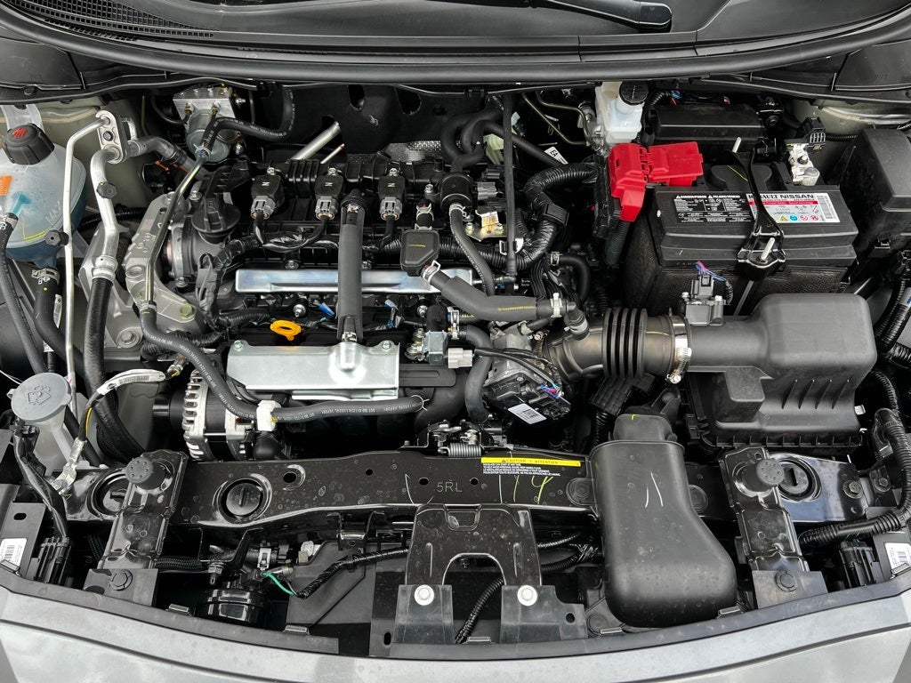 2025 Nissan Versa 1.6 SR