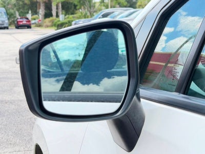2024 Nissan Versa 1.6 SR
