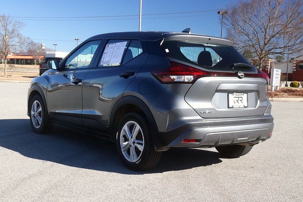 2022 Nissan Kicks S