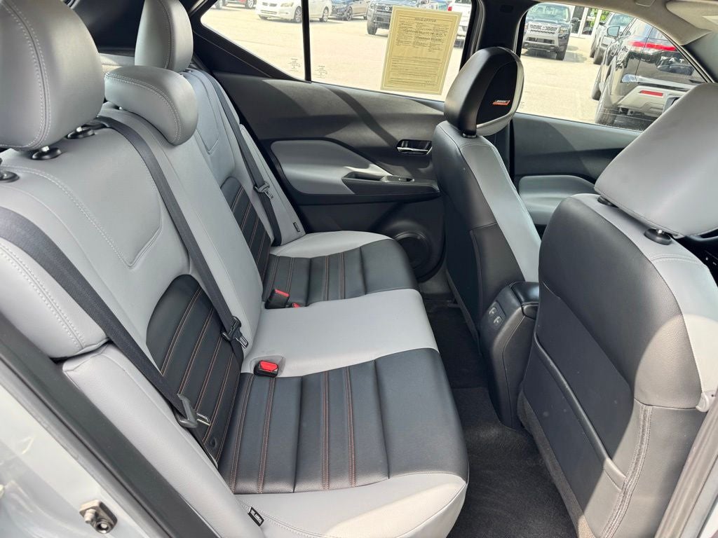 2023 Nissan Kicks SR