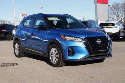 2024 Nissan Kicks SR